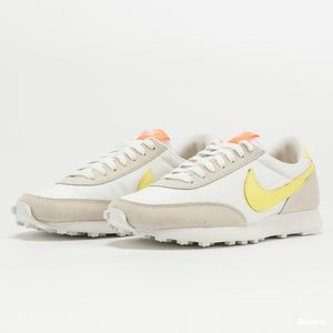 Nike daybreak sneakers white-mango Sz 8